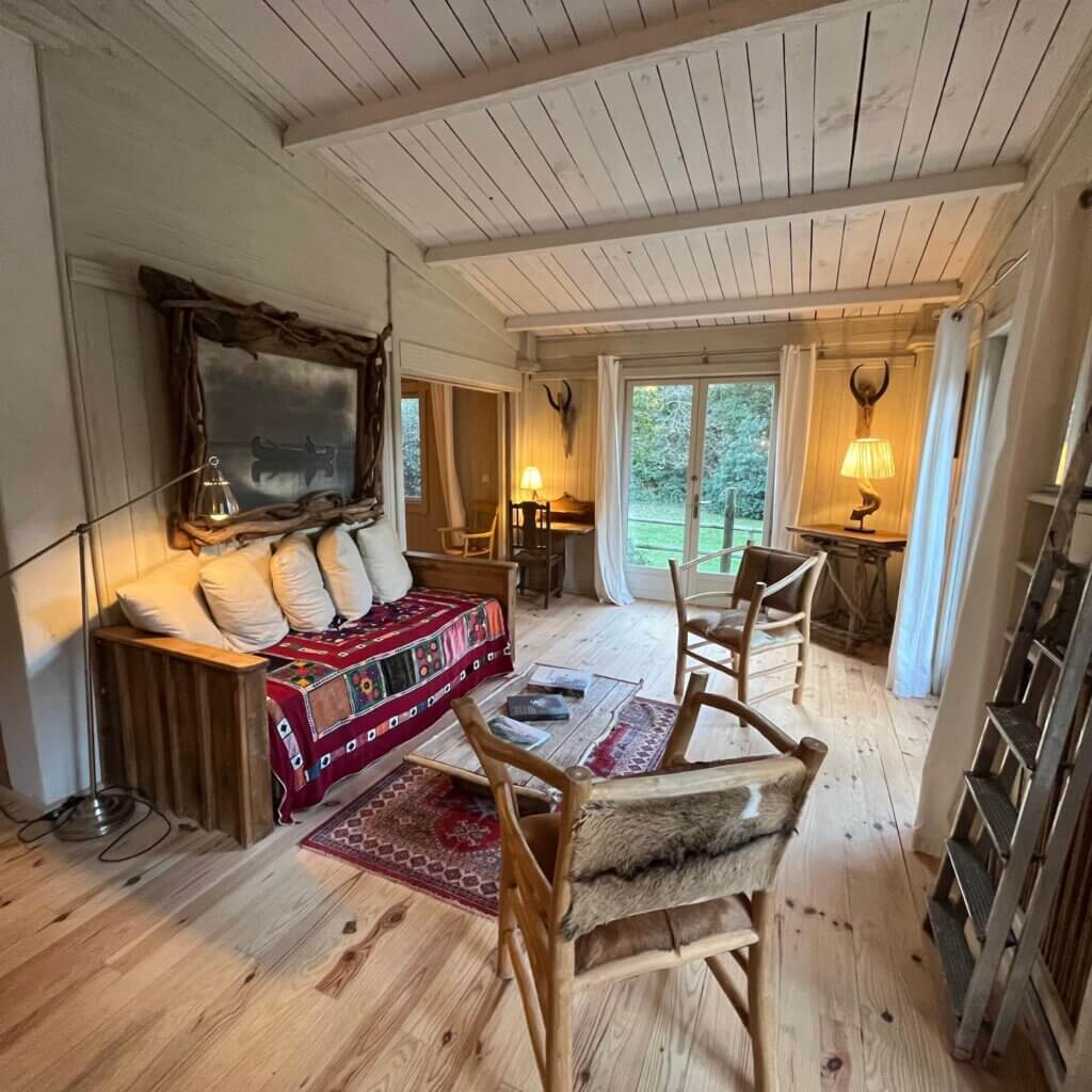 gite a louer saint etienne du gres 13990