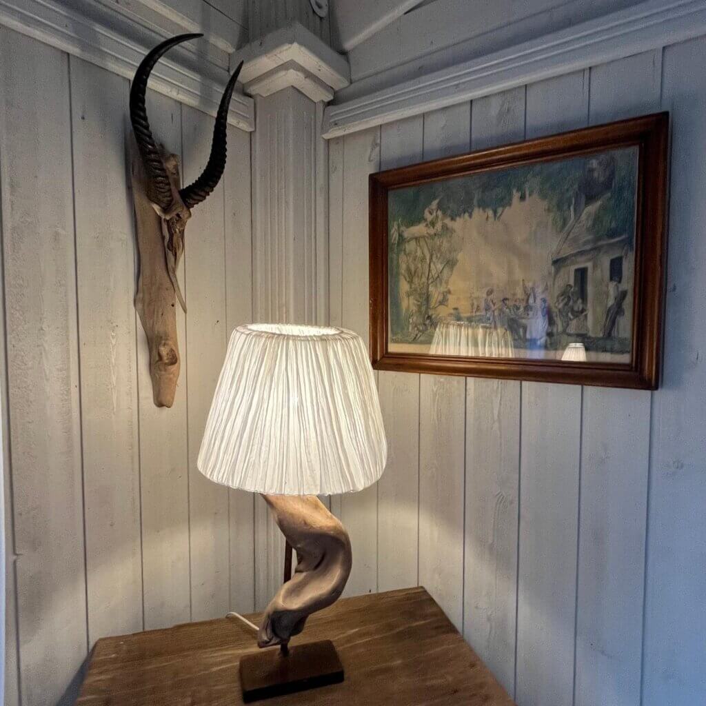 gite location Fontvieille 13990 piscine cabane